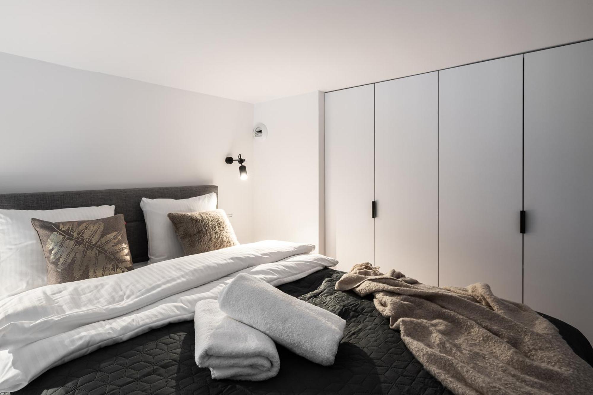 Rentplanet - Bulwar Staromiejski Wrocław Kültér fotó