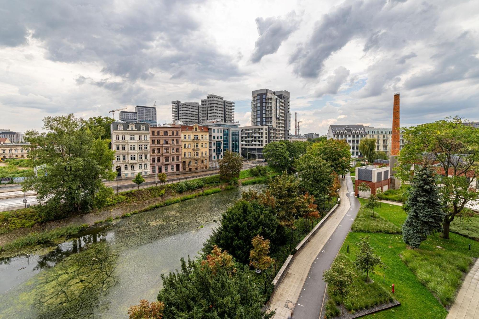 Rentplanet - Bulwar Staromiejski Wrocław Kültér fotó